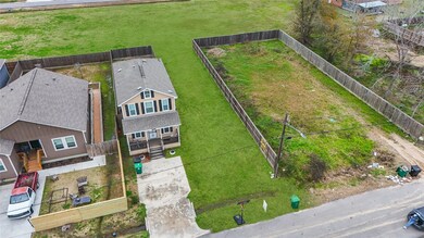 8000 Sealey St, Houston, TX 77088 - photo 3