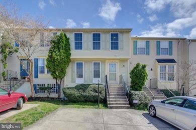 13935 Winding Ridge Ln, Centreville, VA 20121 - photo 2