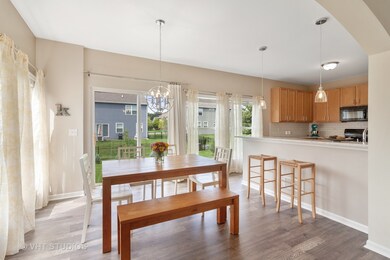 1417 Hearthstone Ln, North Aurora, IL 60542 - photo 6