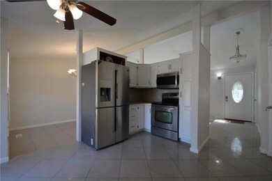 9204 Constance St, Lenexa, KS 66215 - photo 7