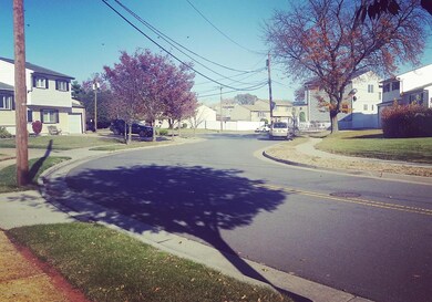 25 Etheridge Dr, Carteret, NJ 07008 - photo 5