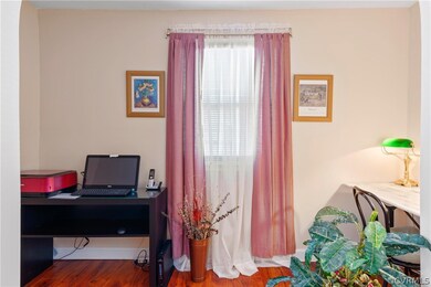 Office niche