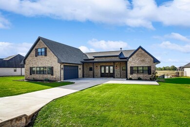 4016 Upper Lake Cir, Granbury, TX 76049 - photo 3