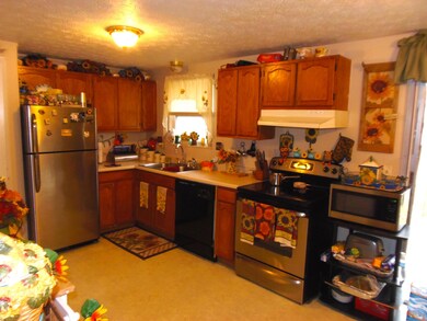 822 Eliots Oak Rd, Columbus, OH 43228 - photo 6