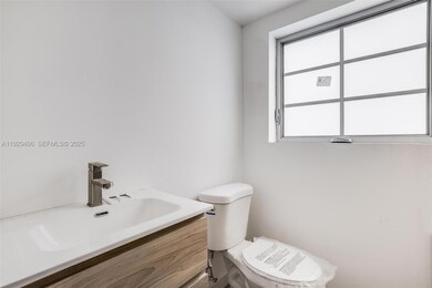 572 NE 67th St unit 3, Miami, FL 33138 - photo 5