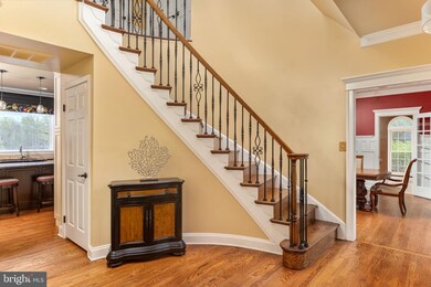 9395 Crosspointe Dr, Fairfax Station, VA 22039 - photo 6