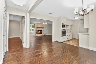 7905 Irish Dr, North Richland Hills, TX 76180 - photo 6