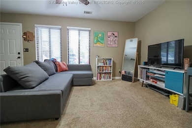 302 Maplewood Ln, Nitro, WV 25143 - photo 3