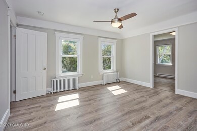 13 Fairfield Ave unit 2nd Floor, Old Greenwich, CT 06870 - photo 2