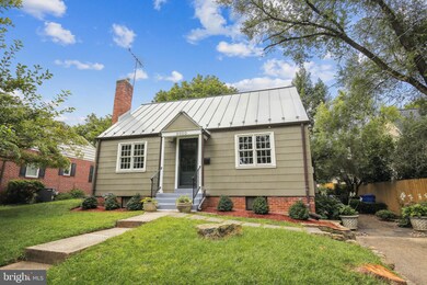 3320 Mccomas Ave, Kensington, MD 20895 - photo 2