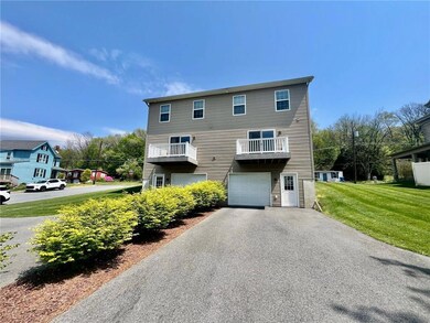 632 Lehigh Gap St, Walnutport, PA 18088 - photo 2