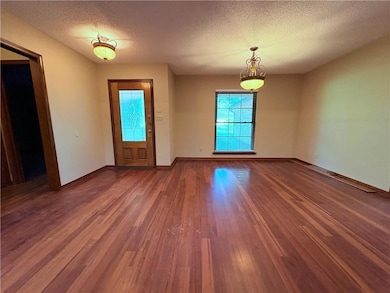 Foyer and Dining Area.
