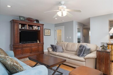 2 Hillside Ln, Newmarket, NH 03857 - photo 3