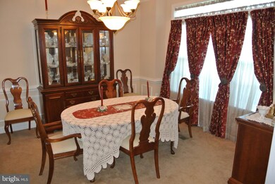 7340 Stoneleigh Ct, Hughesville, MD 20637 - photo 4