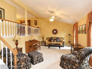 13467 Stream Valley Dr, Chantilly, VA 20151 - photo 3