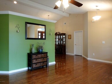FORMAL LIVING 2
