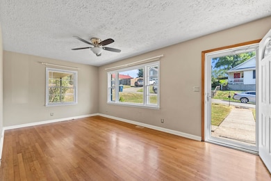 2422 Carroll St, Ashland, KY 41102 - photo 2