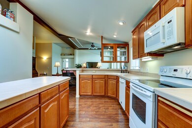 632 NE Showhone Drive MLS-38