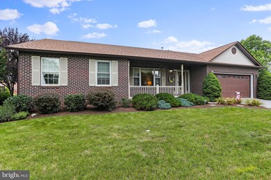 209 W Cedarmeade Ave, Winchester, VA 22601 - photo 4
