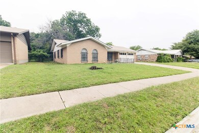 512 Allen St, Copperas Cove, TX 76522 - photo 2