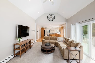 29 Lawrence Dr, Franklin, MA 02038 - photo 6