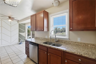 521 Clearview Dr, Fountain, CO 80817 - photo 5