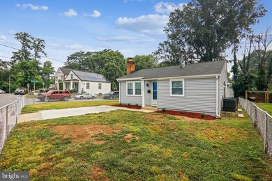 4900 Emo St, Capitol Heights, MD 20743 - photo 4