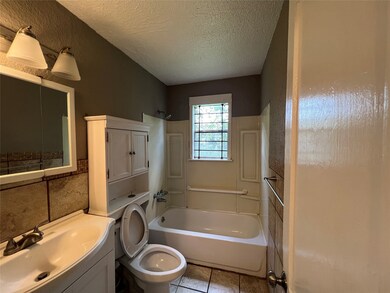 4623 Perry St, Houston, TX 77021 - photo 7