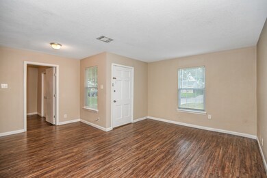 3922 Tolnay St, Houston, TX 77021 - photo 2