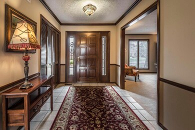 57 W Campus View Blvd 05