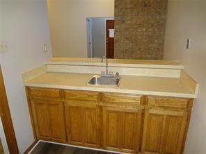 219 Mountainview Dr, Hurst, TX 76054 - photo 6