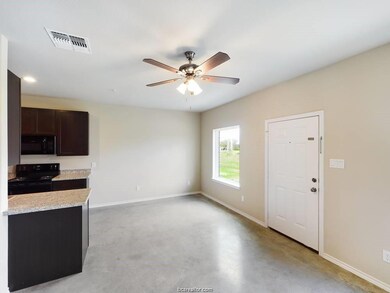2910 Town Square Ave unit 2111, Bryan, TX 77802 - photo 3