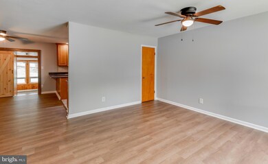 45923 Guenther Dr, Great Mills, MD 20634 - photo 7