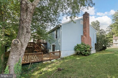 7605 Fallswood Way, Lorton, VA 22079 - photo 6