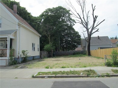 117 Laurel Hill Ave, Providence, RI 02909 - photo 4