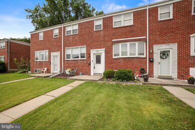 953 Circle Dr, Halethorpe, MD 21227 - photo 2