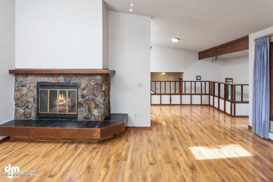 Living Room_DMD_8001-SMALL