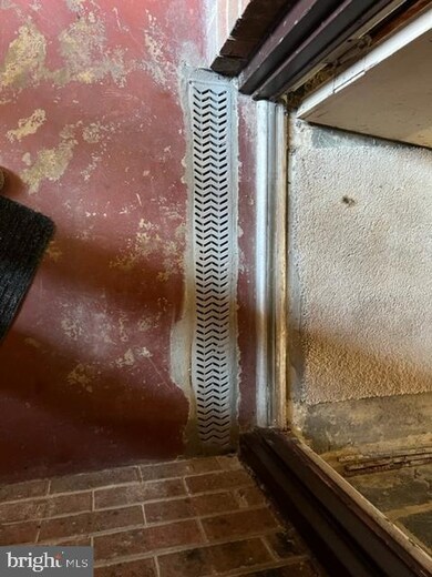 8477 Greenbelt Rd unit T-2, Greenbelt, MD 20770 - photo 2