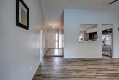 1528 W Loughlin Dr, Chandler, AZ 85224 - photo 4