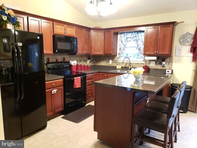 213 Aden Dr, Strasburg, VA 22657 - photo 6