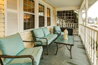 Lemonade Porch!
