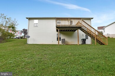 906 Devine Dr, Strasburg, VA 22657 - photo 5