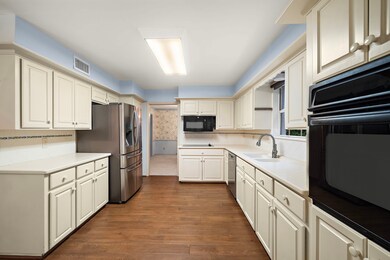 13314 Taylorcrest Rd, Houston, TX 77079 - photo 6