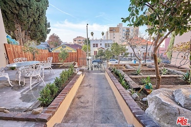 826 S Park View St unit 3, Los Angeles, CA 90057 - photo 5