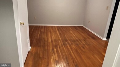 1012 Silver Ct, Hamilton Square, NJ 08690 - photo 5