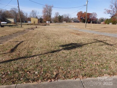 166 S Main St, Denton, NC 27239 - photo 4