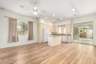 255 E Krista Way, Tempe, AZ 85284 - photo 7