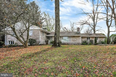 1 Hilltop Rd, Ewing, NJ 08638 - photo 2