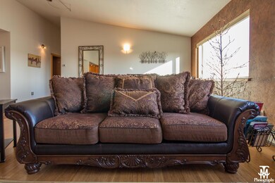 05. Couch.jpg
