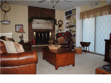 Hearth Room/Den